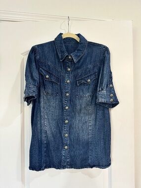 Denim Blue Short Sleeve Double D Ranch Blouse - Size M